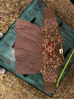 NWOT Savanna Jane Taupe Boho Babydoll Top with Red and Cream Floral Embroidery